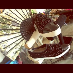 Gorgeous Karl Lagerfeld Loafer Sneakers